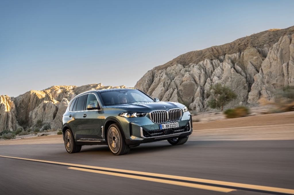 BMW X5 facelifted for 2023 with more range for plug-in hybrid